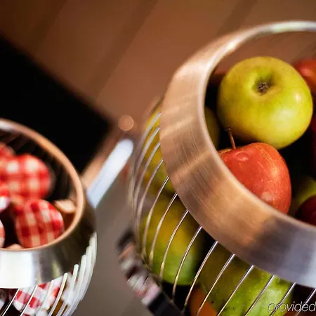 Mercure Centre Hotel 4*