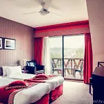 مركيور سنتر 4*