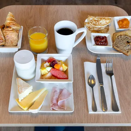 Ξενοδοχείο Mercure Centre 4*