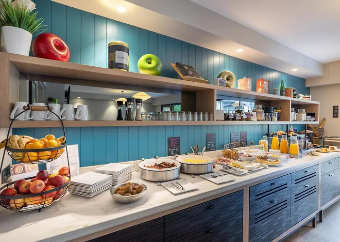 مركيور سنتر فندق