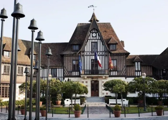 Mercure Centre Hotel